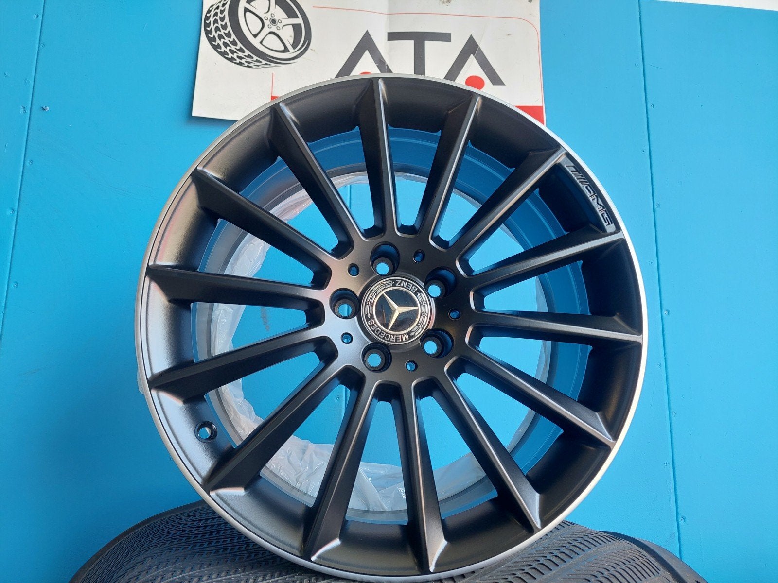 19 inch Mercedes A Klasse W177 AMG Velgen Origineel, 19 inch, Gebruikt, Banden en Velgen, 235 mm