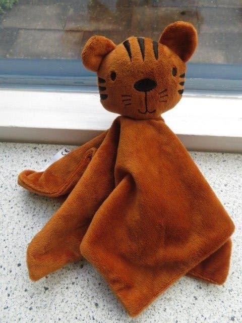 Knuffeldoek tijger van Kruidvat dik donkerbruin velours, Ophalen of Verzenden, Zo goed als nieuw, Met label, Bruin