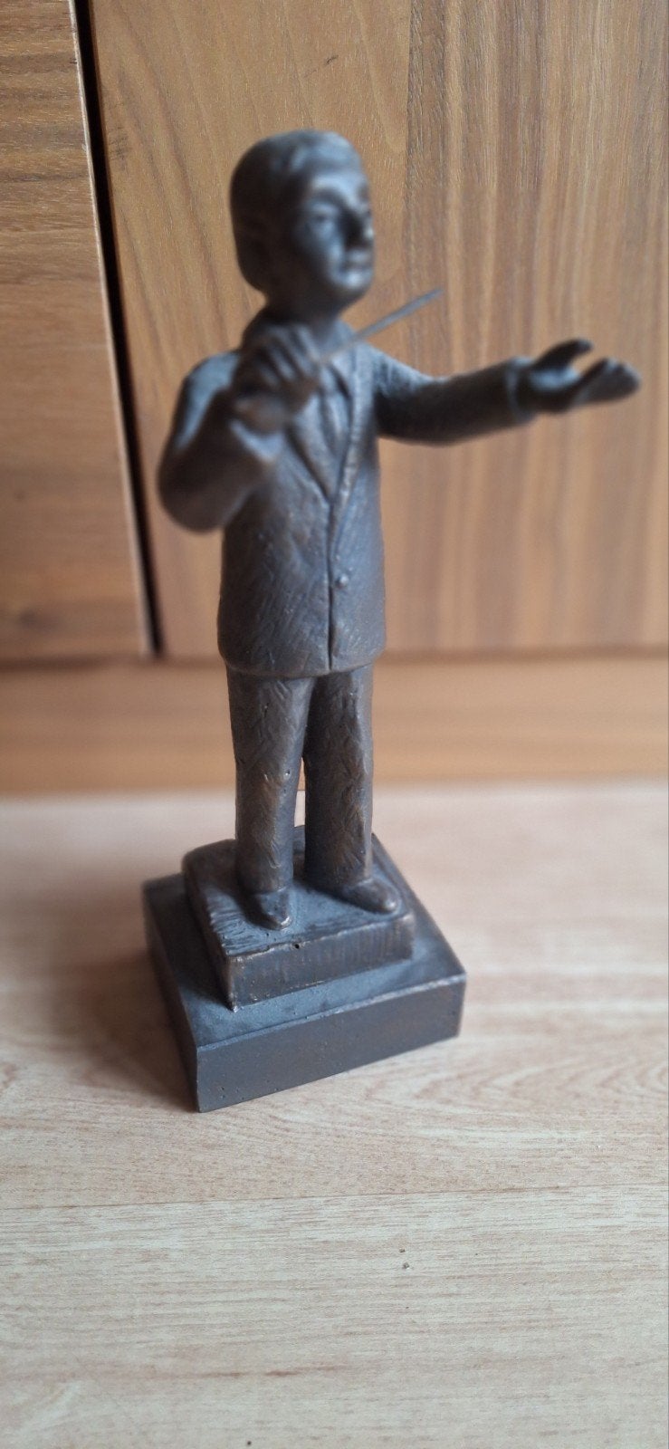 Beeldje dirigent izgst, Ophalen of Verzenden