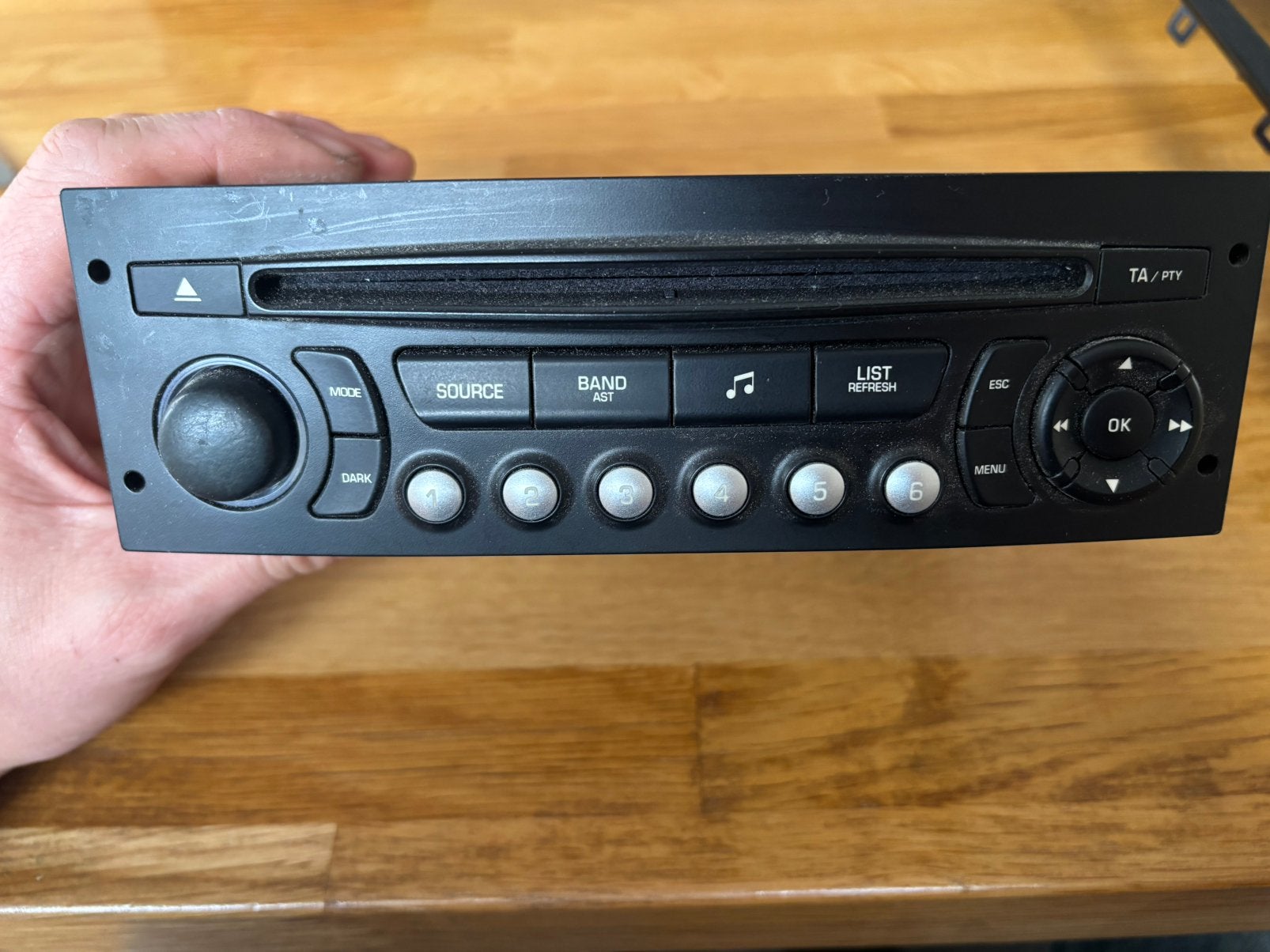 peugeot / Citroën radio RD4, Ophalen, Zo goed als nieuw