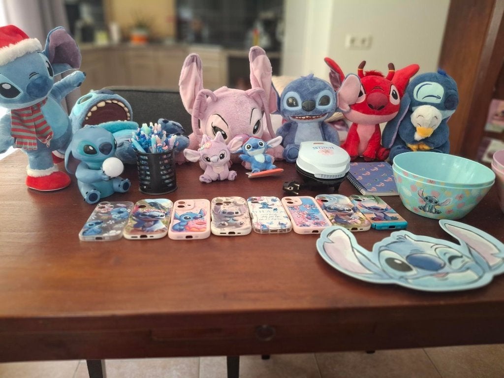 STITCH WALT DISNEY HEEL VEEL, Verzamelen, Ophalen, Overige figuren, Zo goed als nieuw, Overige typen