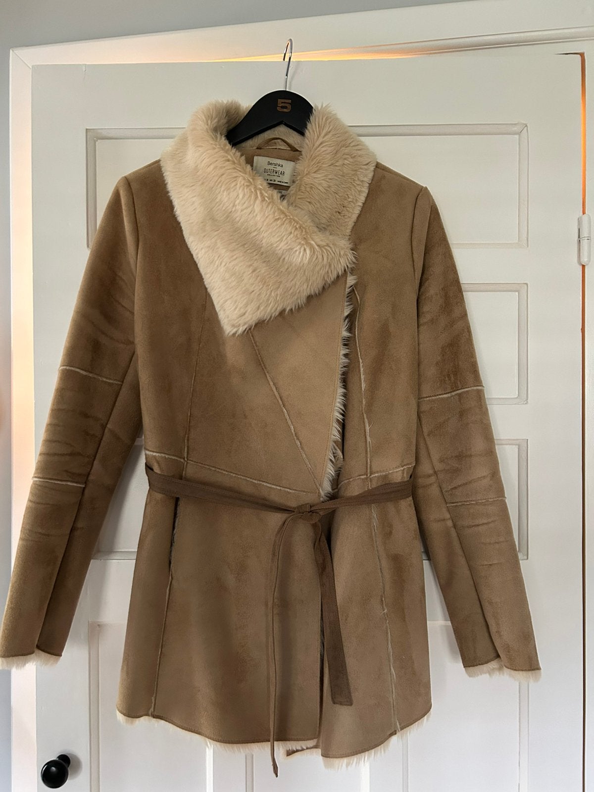 Winterjas Bershka dames maat M, Kleding | Dames, Jassen | Winter, Maat 38/40 (M), Bruin, Zo goed als nieuw, Bershka