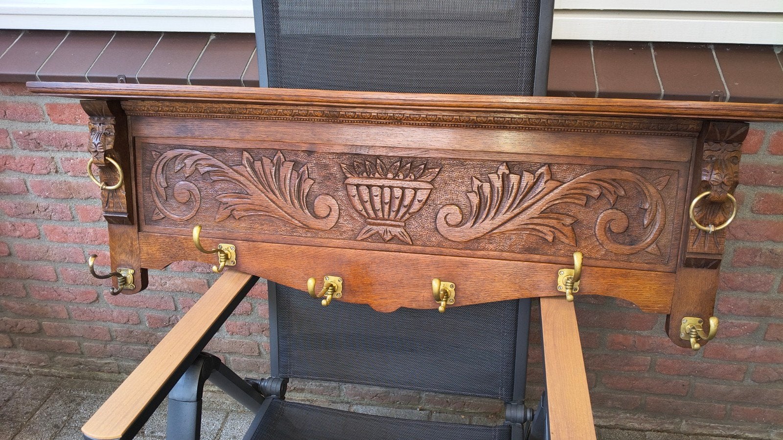 Antieke Mechelse kapstok eikenhout met leeuwen en snijwerk, Antiek en Kunst, Ophalen