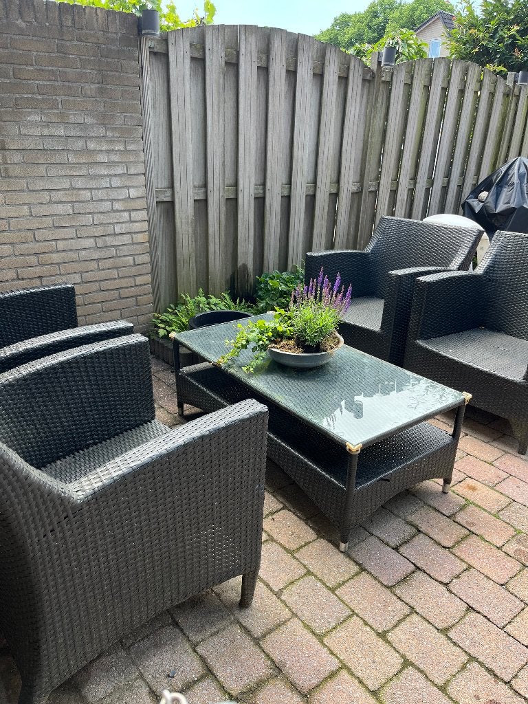 Loungeset, Ophalen, 4 zitplaatsen, Kunststof, Gebruikt
