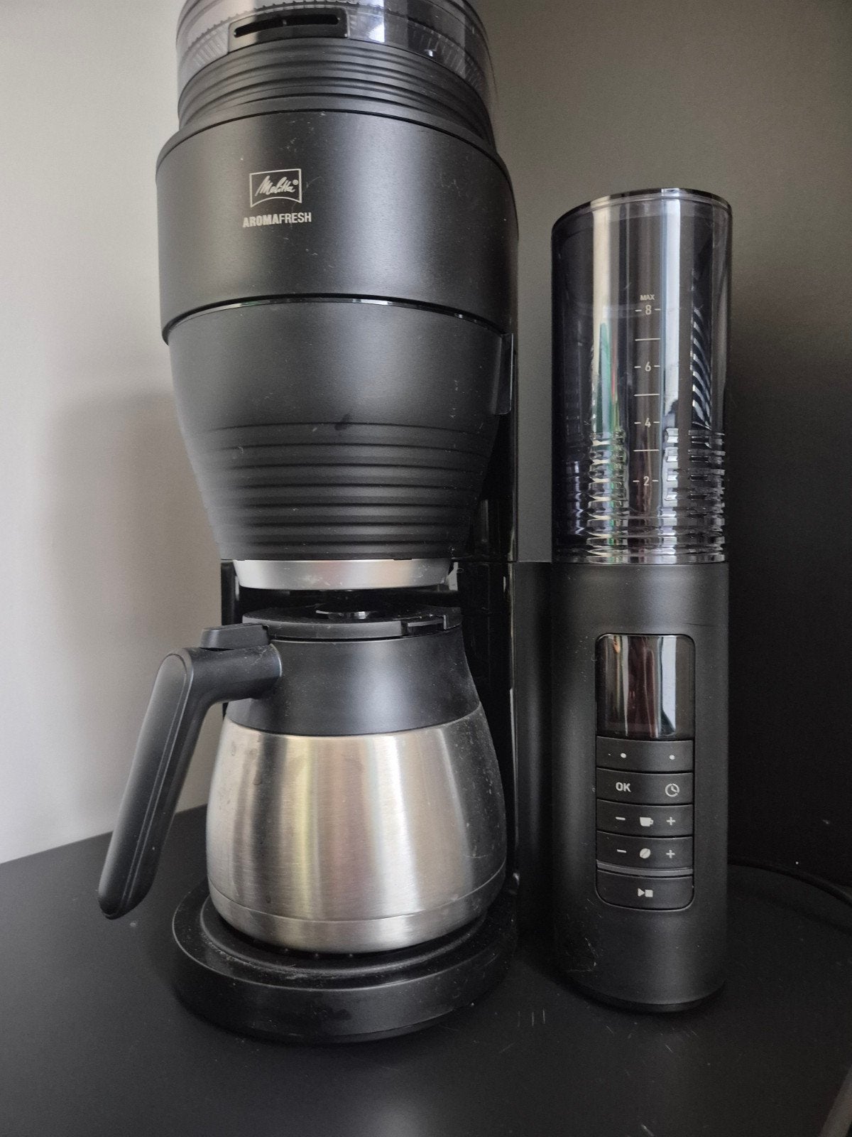 Melitta AromaFresh Therm Pro Koffiezetapparaat met molen, Afneembaar waterreservoir, Gebruikt, 10 kopjes of meer, Koffiemachine