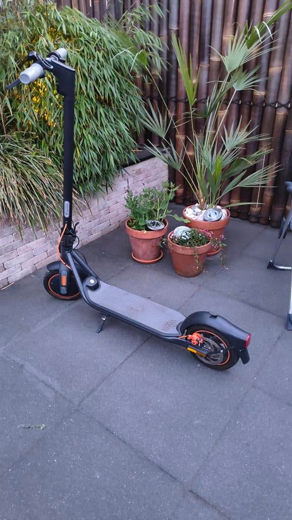 Ninebot zwarte prachtige step, Ophalen of Verzenden, Gebruikt, Elektrische step (E-scooter), Ninebot