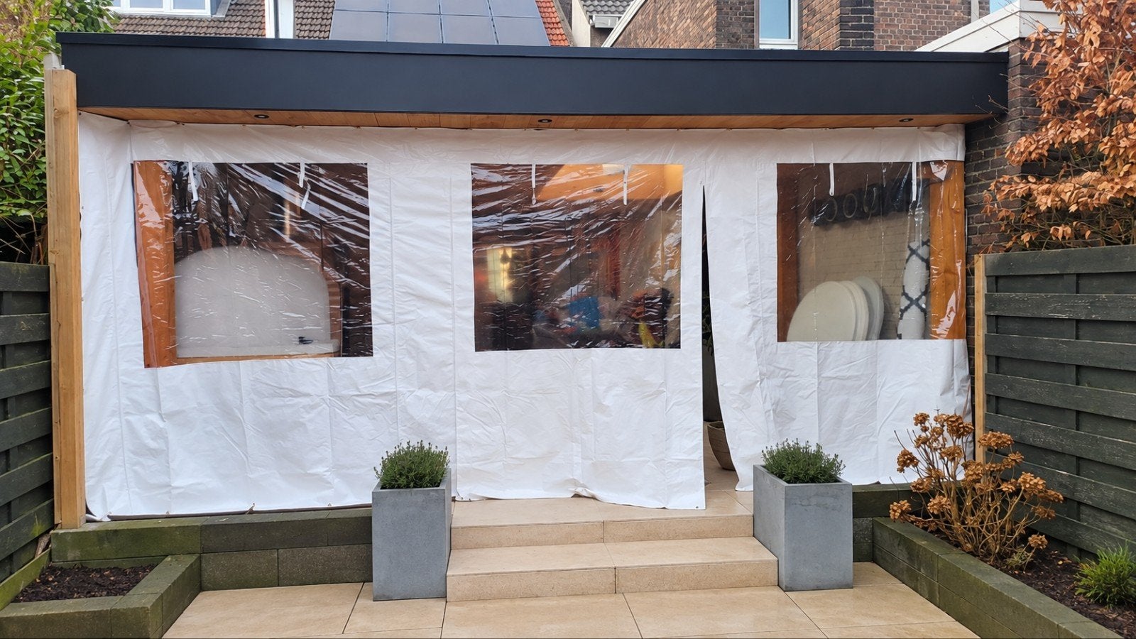 Wit verandazeil zgan 600x245cm met 3 oprolbare ramen, Tuin en Terras, Ophalen, Zo goed als nieuw, Overige typen
