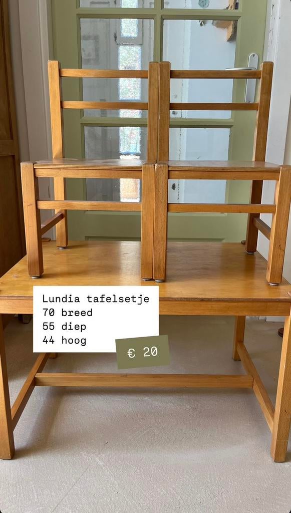 Lundia kindertafel set met stoeltjes, Ophalen, Gebruikt