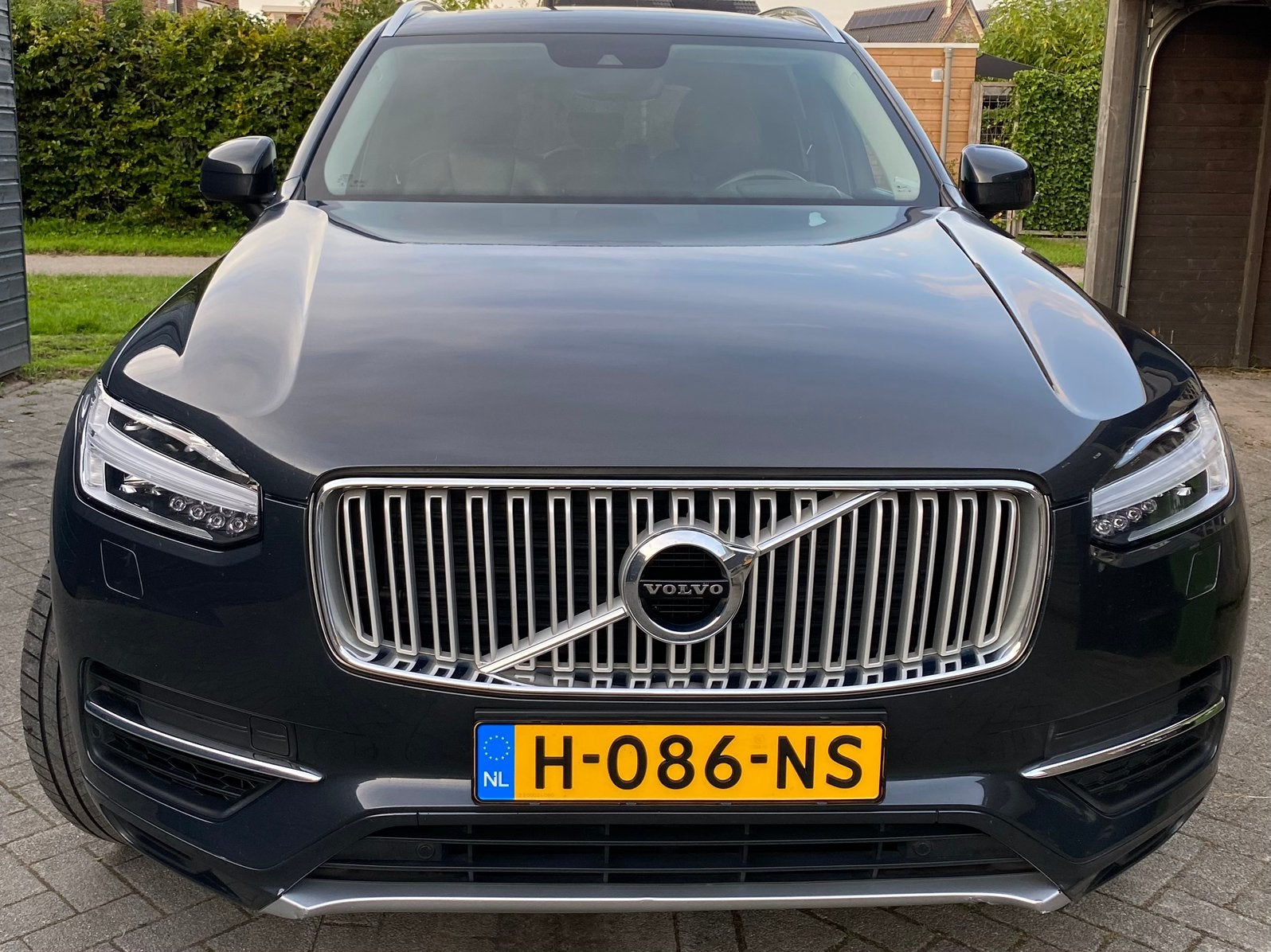 Volvo XC90 2.0 T8 Twin Engine AWD Inscription AUT 2016 Grijs, 1969 cc, 320 pk, 7 stoelen, Plug-in hybride