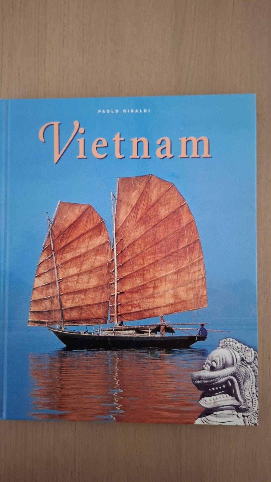 Reisgids Vietnam - Ontdek de cultuur en natuur, Overige merken, Paolo Rinaldi, Ophalen of Verzenden, Zo goed als nieuw