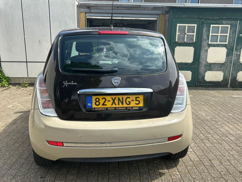 Lancia Ypsilon 1.4 16V AUTOMAAT 2008 167136 km, Auto's, 970 kg, Stof, 40 €/maand, Zwart