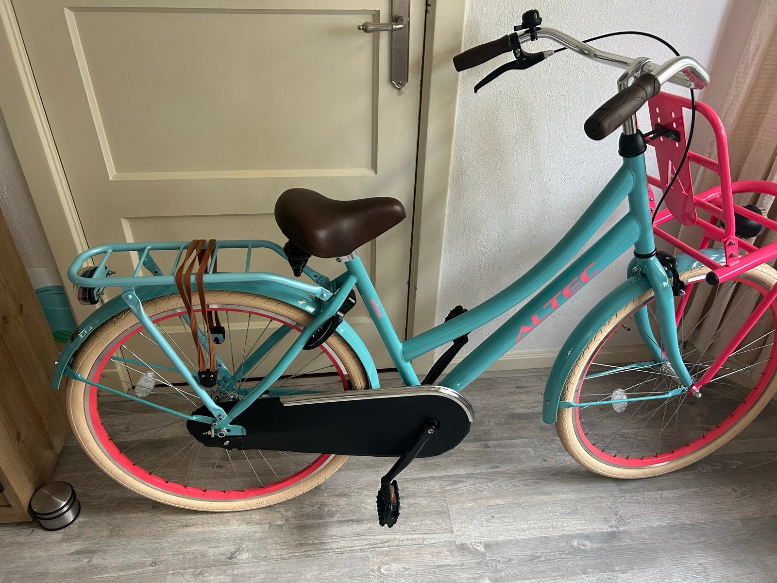 Altec Meisjesfiets - Zo goed als nieuw, Fietsen en Brommers, Fietsen | Meisjes, Ophalen, Terugtraprem, 24 inch, Handrem