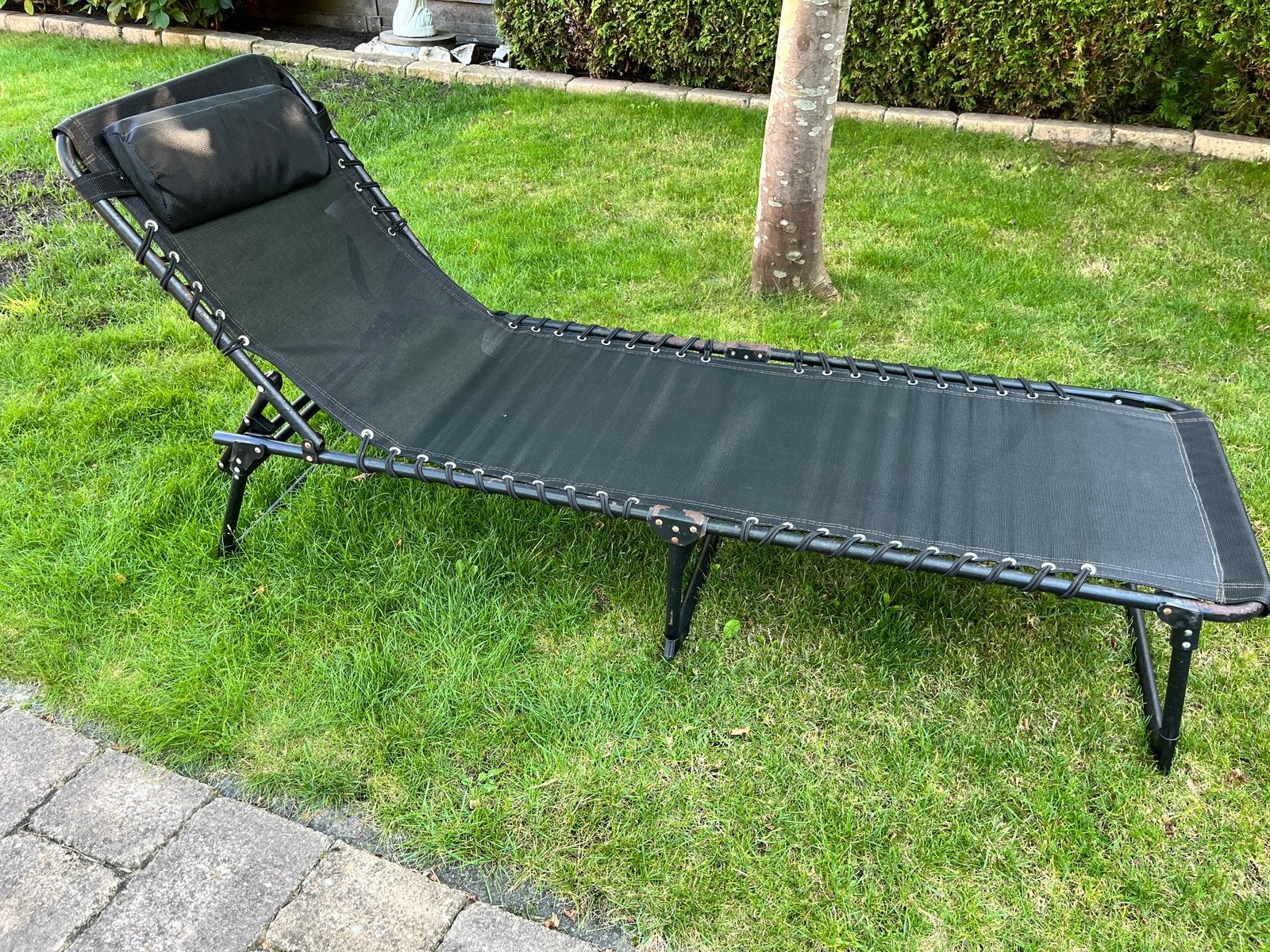 Inklapbare en verstelbare ligstoel/ ligbed, Tuin en Terras, Ligbedden, Ophalen, Gebruikt, Aluminium, Verstelbaar