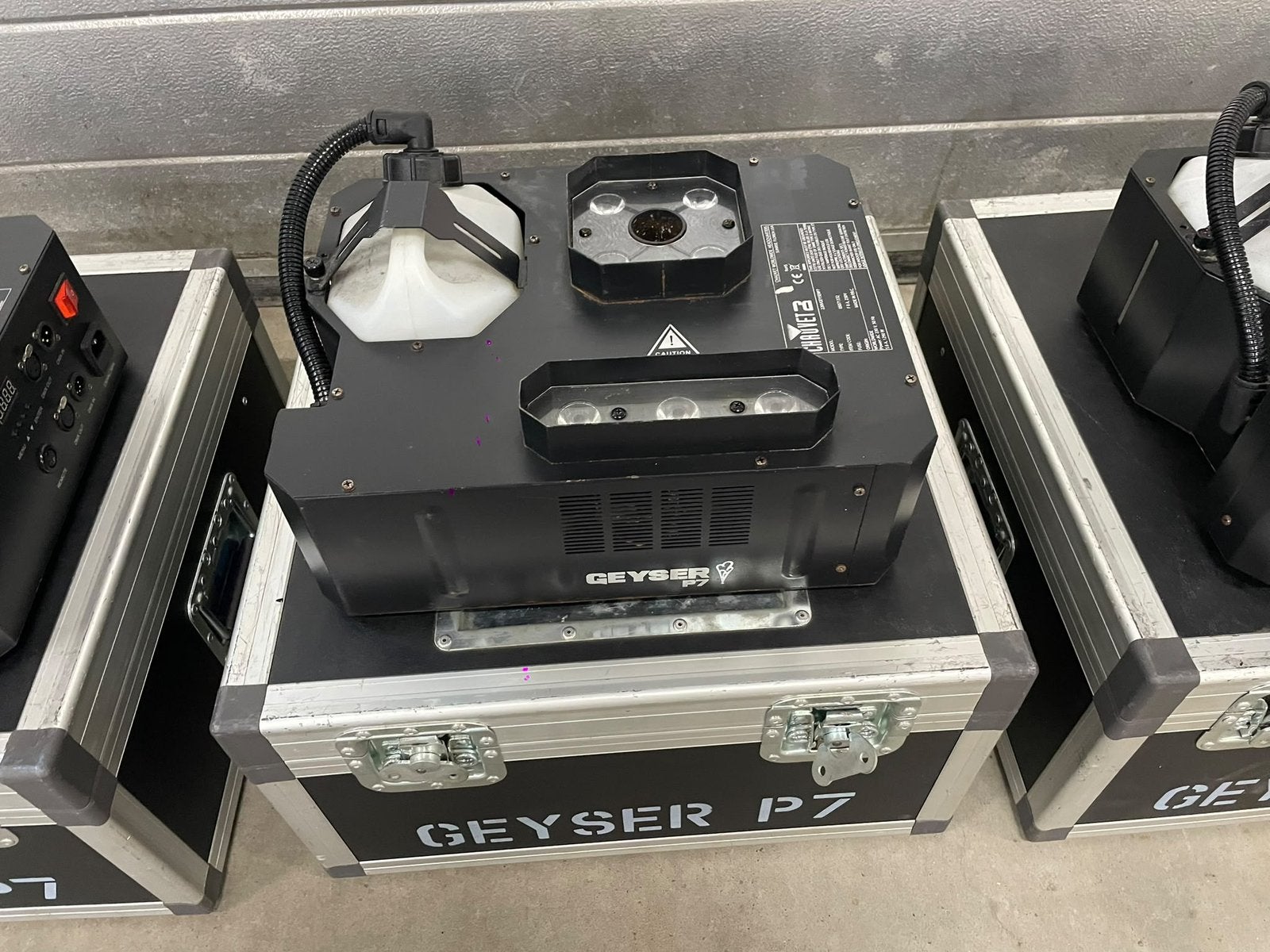 Chauvet Geyser P7 2 stuks, Ophalen, Gebruikt, Rookmachine