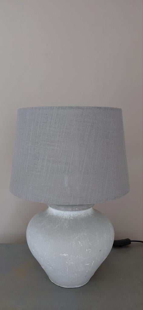 Tafellamp met grijze kap - 44 cm hoog, Gebruikt, Ophalen of Verzenden, Modern, Minder dan 50 cm