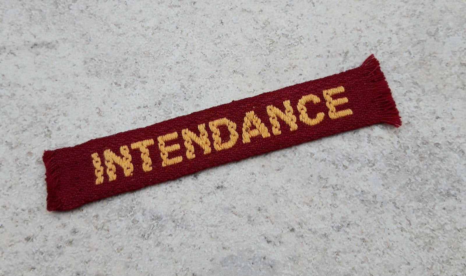 Schoudernaambandje battledress INTENDANCE (1944-1946), Verzenden, Landmacht, Nederland, Embleem of Badge