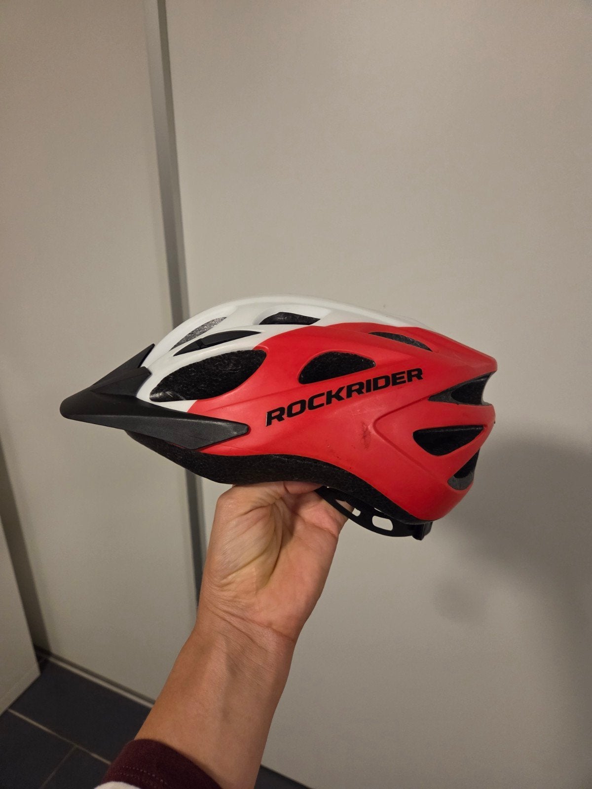 Fietshelm Rockrider rood/wit - S, Overige maten, Ophalen of Verzenden, Zo goed als nieuw, Rockrider