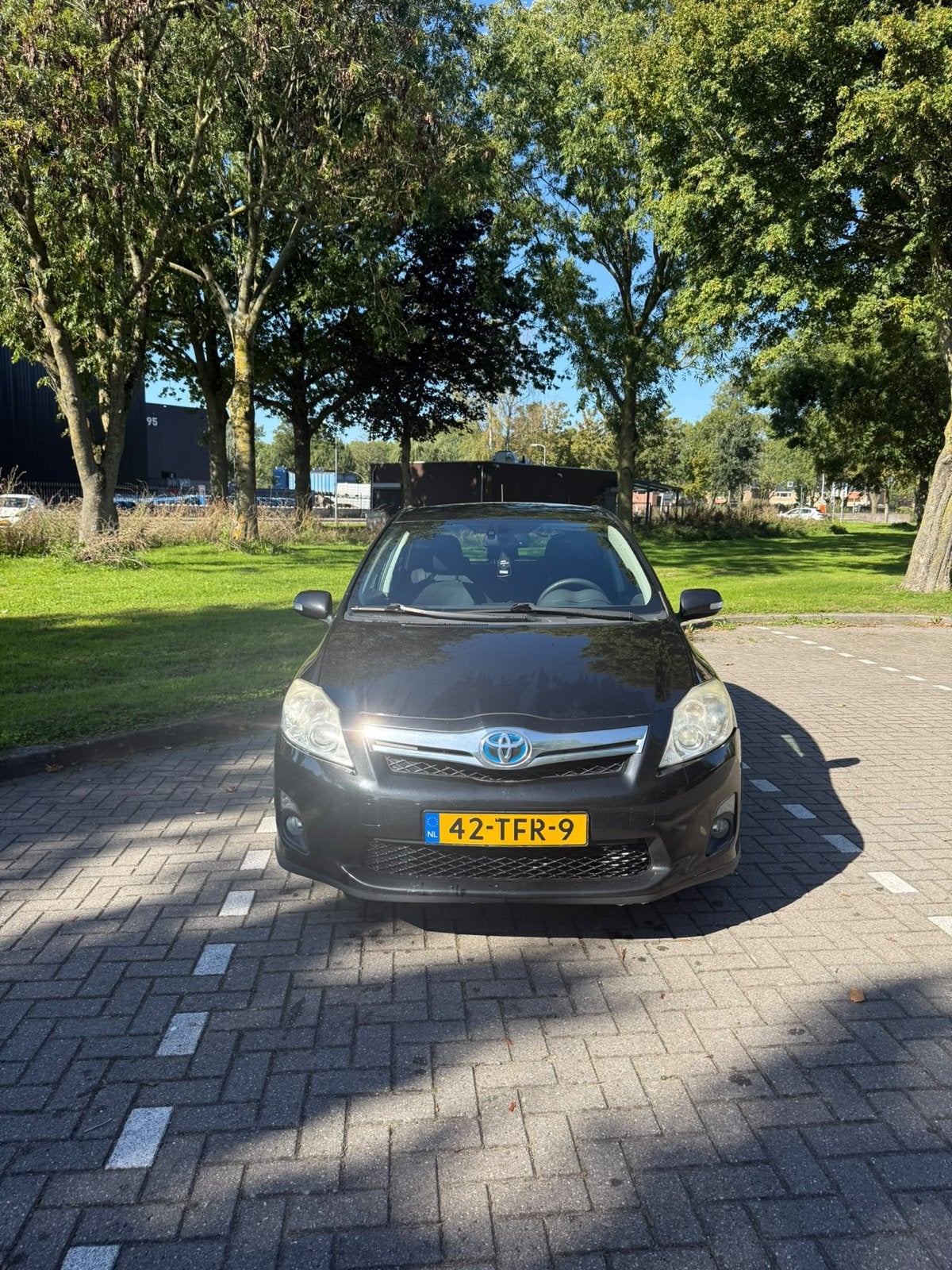 Toyota Auris 1.8 Full Hybrid 5DR CVT 2012 Zwart, Auto's, 4 cilinders, Zwart, Origineel Nederlands, 1798 cc