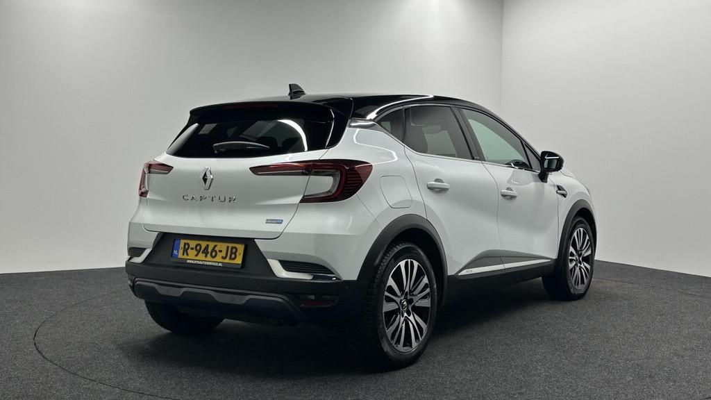 Renault Captur 1.6 E-Tech Plug-in Hybrid 160 Initiale Paris, 77 km/l, Gebruikt, 4 cilinders, Met garantie (alle)