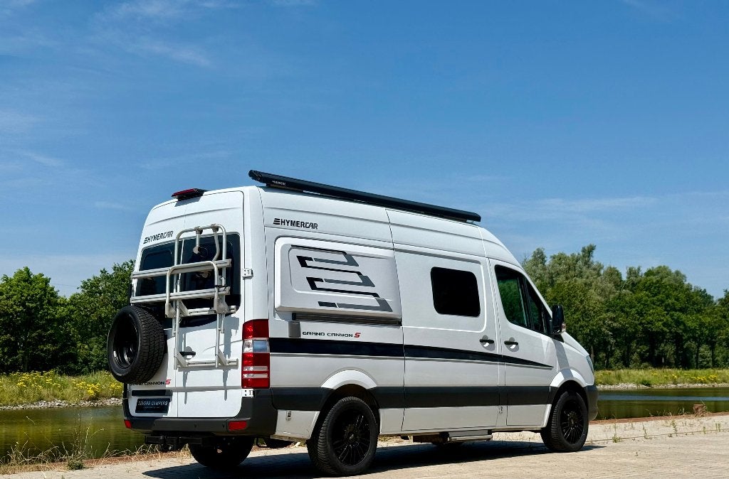 Foto 4 van Hymer Grand Canyon S Mercedes 316 CDI buscamper automaat