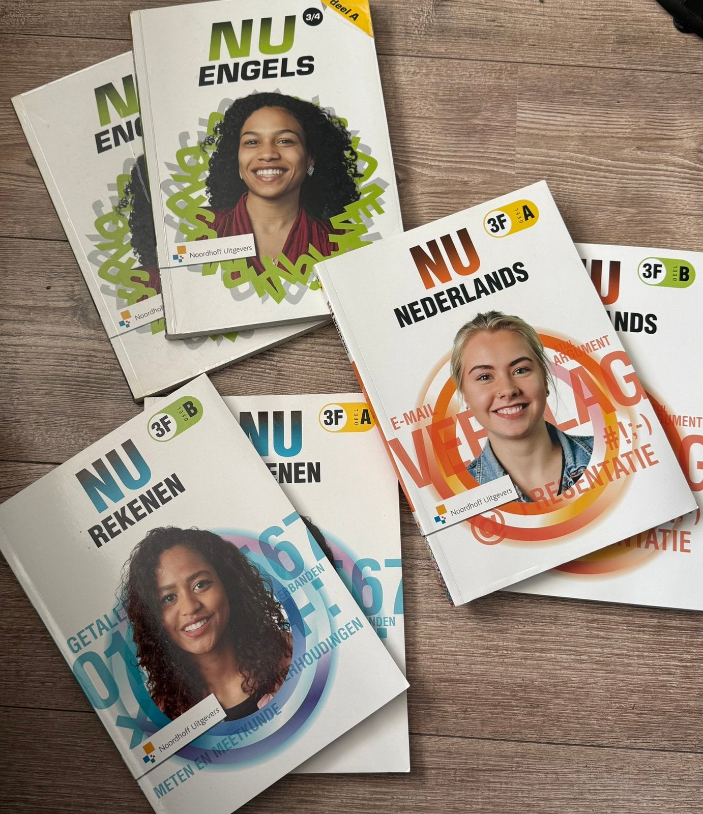 nieuwe studieboeken van Noordhoff Uitgevers 3F., Boeken, Ophalen, Zo goed als nieuw, Damesbladen