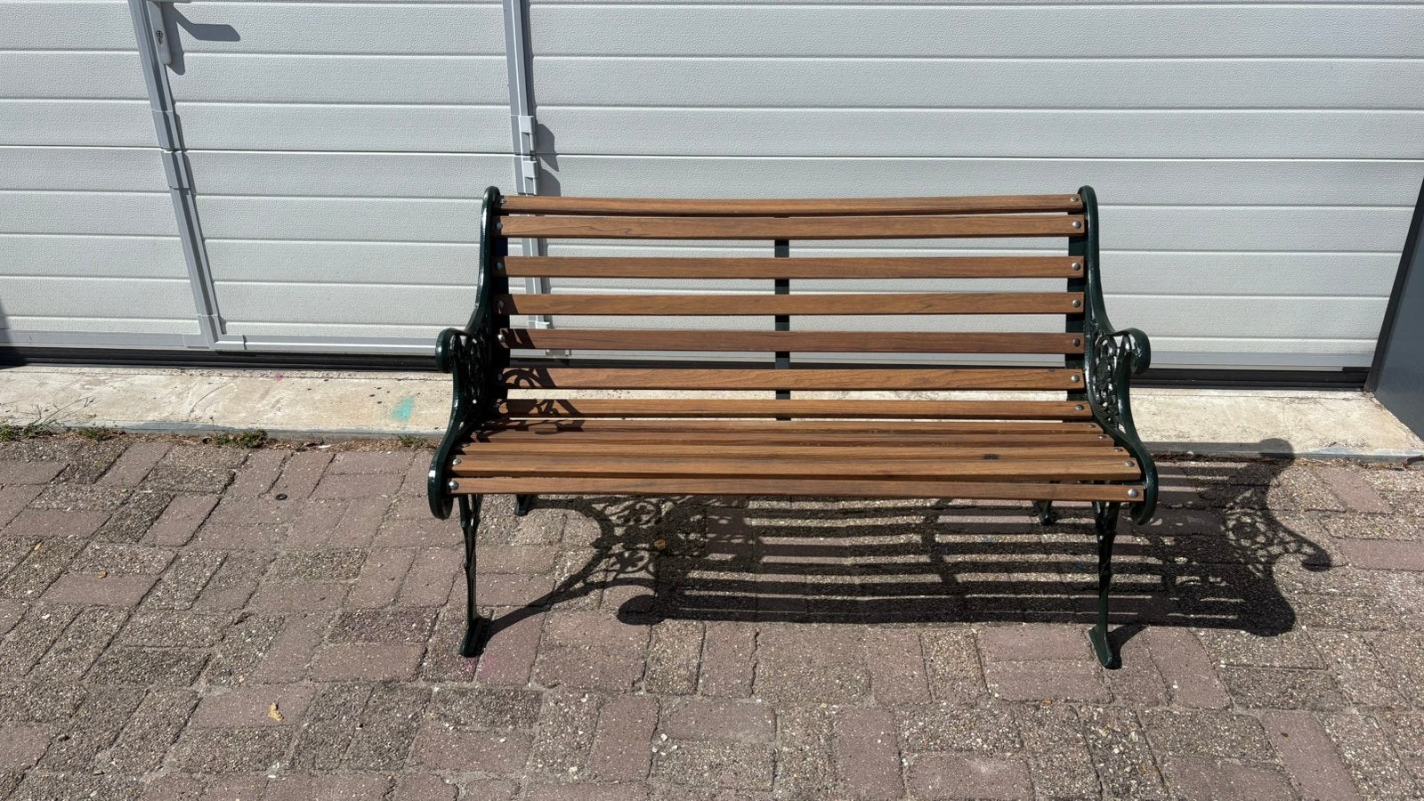 Tuinbank met gietijzeren poten, Tuin en Terras, Tuinbanken, Gebruikt, Ophalen of Verzenden, X, Hout