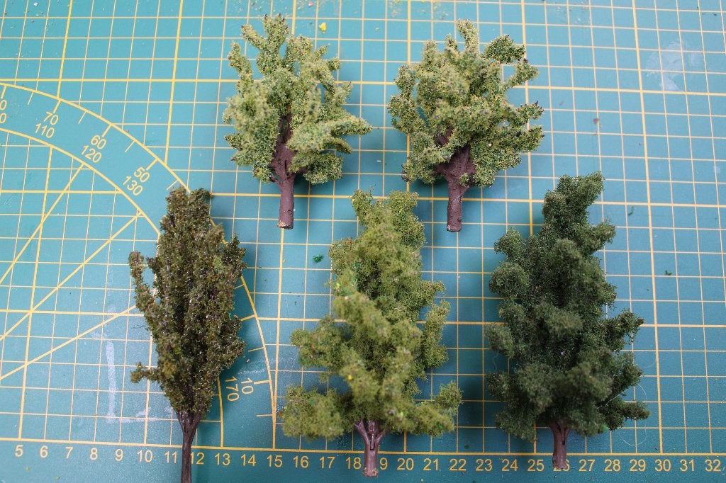 bomen   lot   18   , 5  stuks, Hobby en Vrije tijd, Modeltreinen | H0, Ophalen of Verzenden, Gelijkstroom of Wisselstroom, Natuur