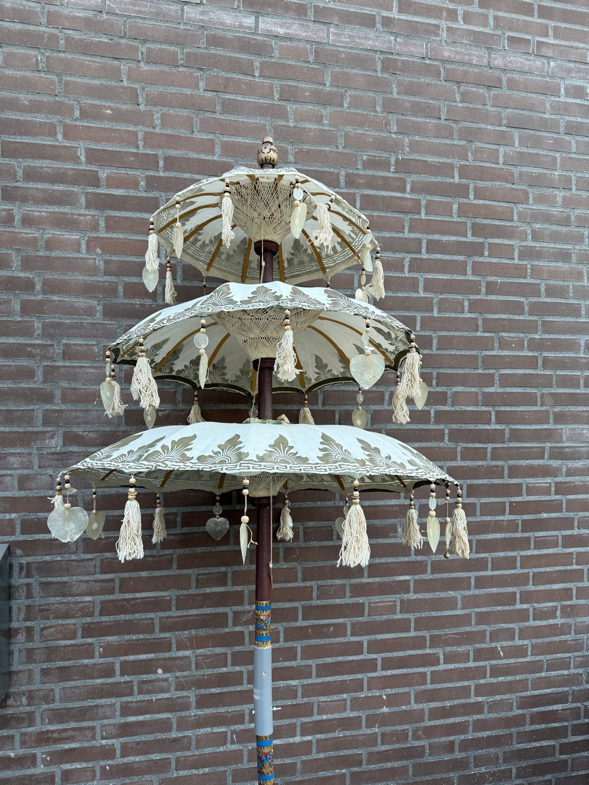 Decoratieve Balinese Parasol - 3-laags, Handgemaakt, Ophalen, Hout, Gebruikt, Oosters