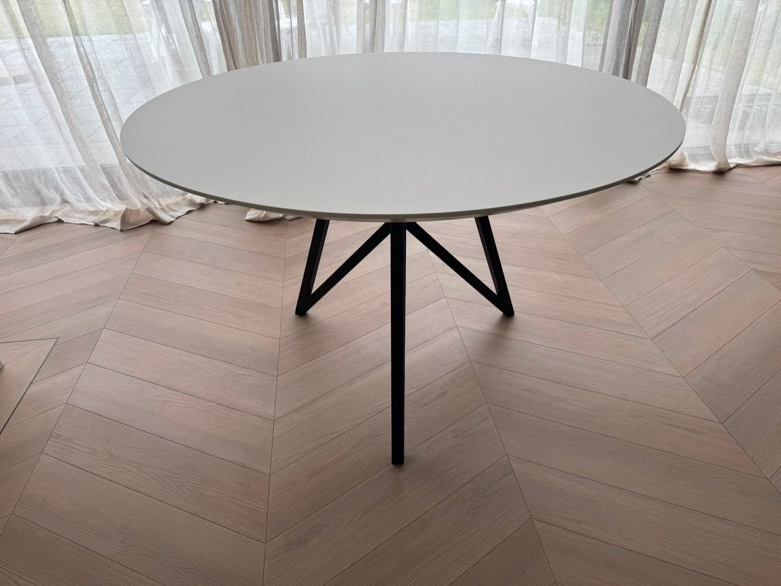 Ronde eetkamertafel studio henk 120, Ophalen, Gebruikt, Rond, 100 tot 150 cm