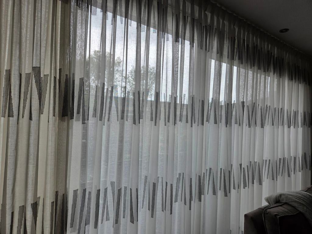 Zilvergrijze vitrage - 2 delen (220x247cm & 330x247cm), Ophalen, Gebruikt, Grijs