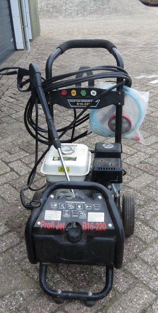 HOGE DRUKREINIGEEN  NOG NOOIT GEBRUIKT SCHUUROPRUIMING