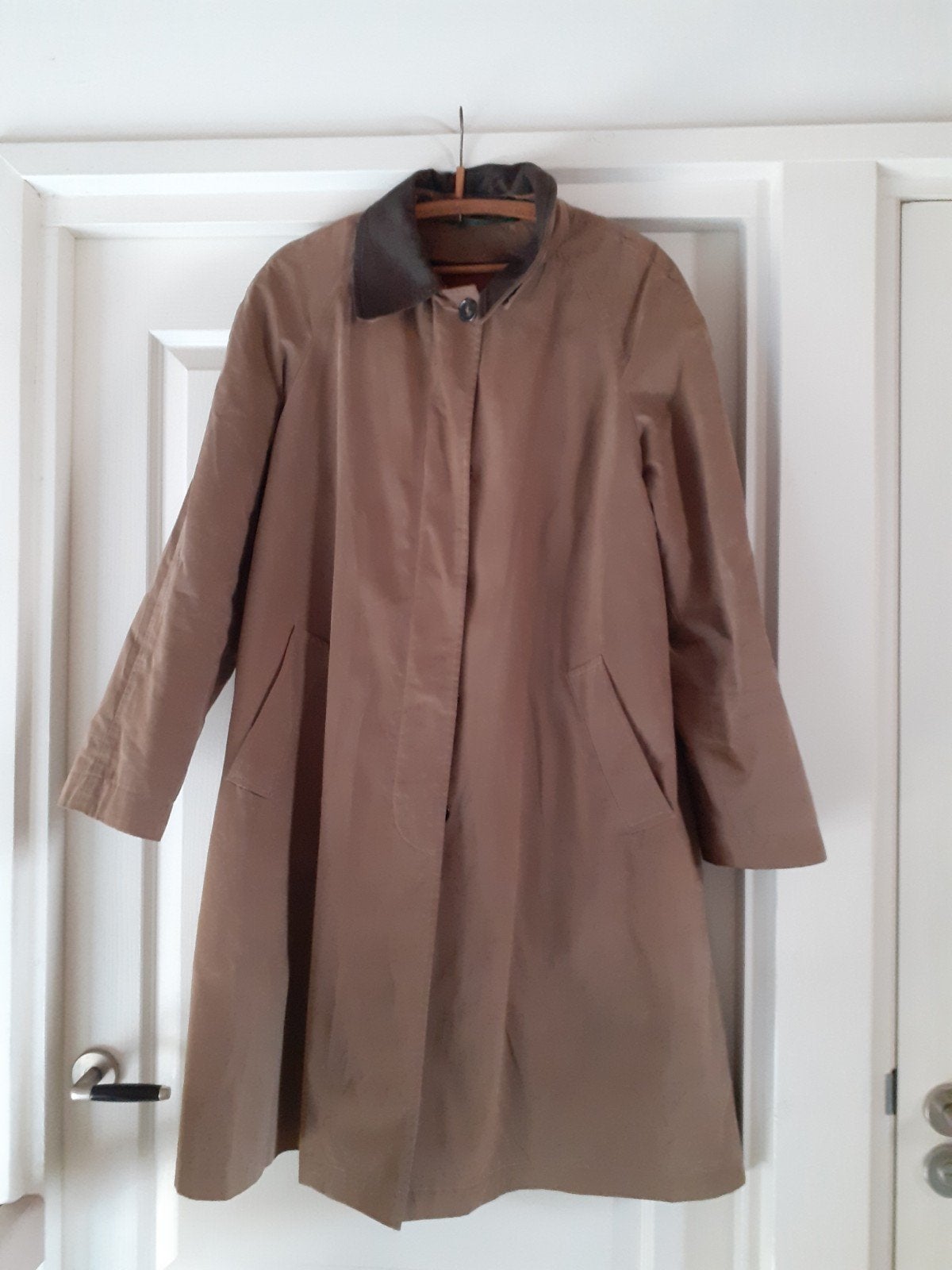 Wellington of Bilmore trenchcoat, maat 40, bruin, Ophalen of Verzenden, Zo goed als nieuw, Maat 38/40 (M), Bruin