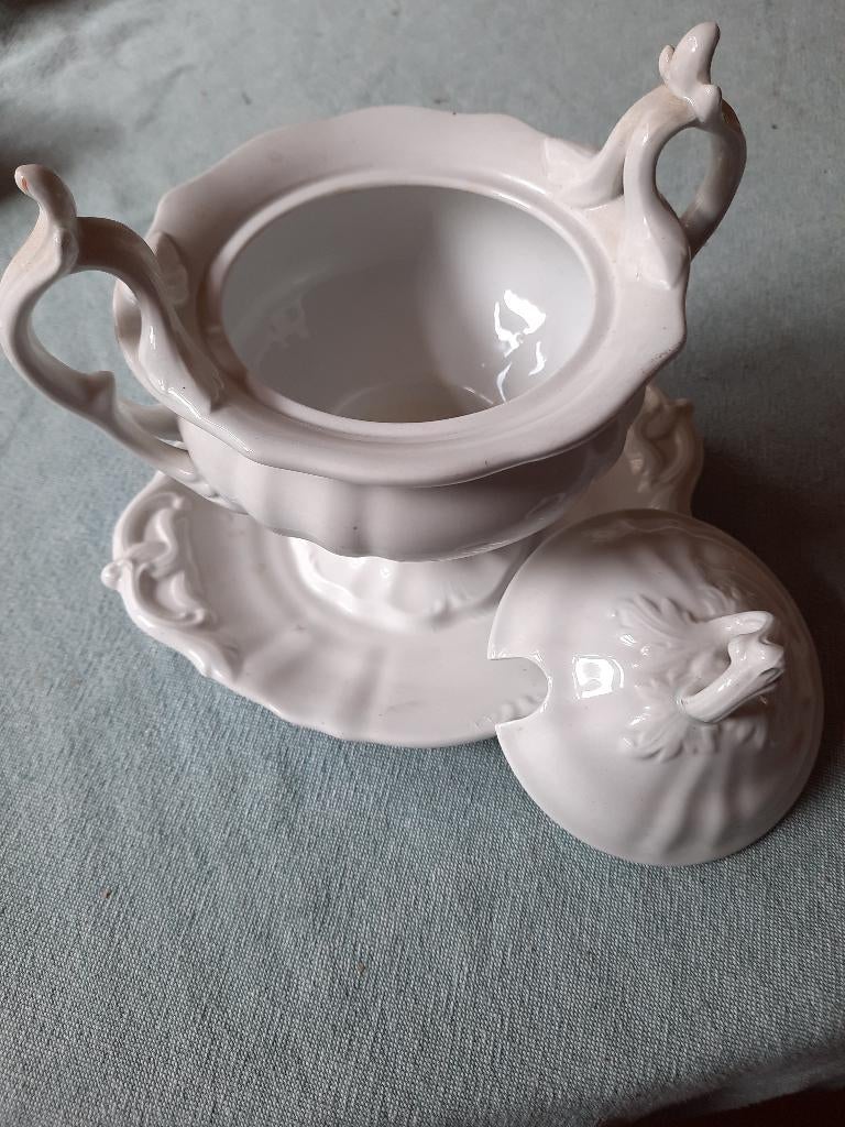 Sauskom met deksel Petrus Regout, Antiek en Kunst, Antiek | Servies los, Ophalen of Verzenden