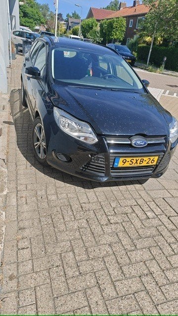 Ford Focus 1.0 Ecoboost 74KW Wagon 2013 Zwart-motorschade, Euro 5, Zwart, 100 pk, Zwart