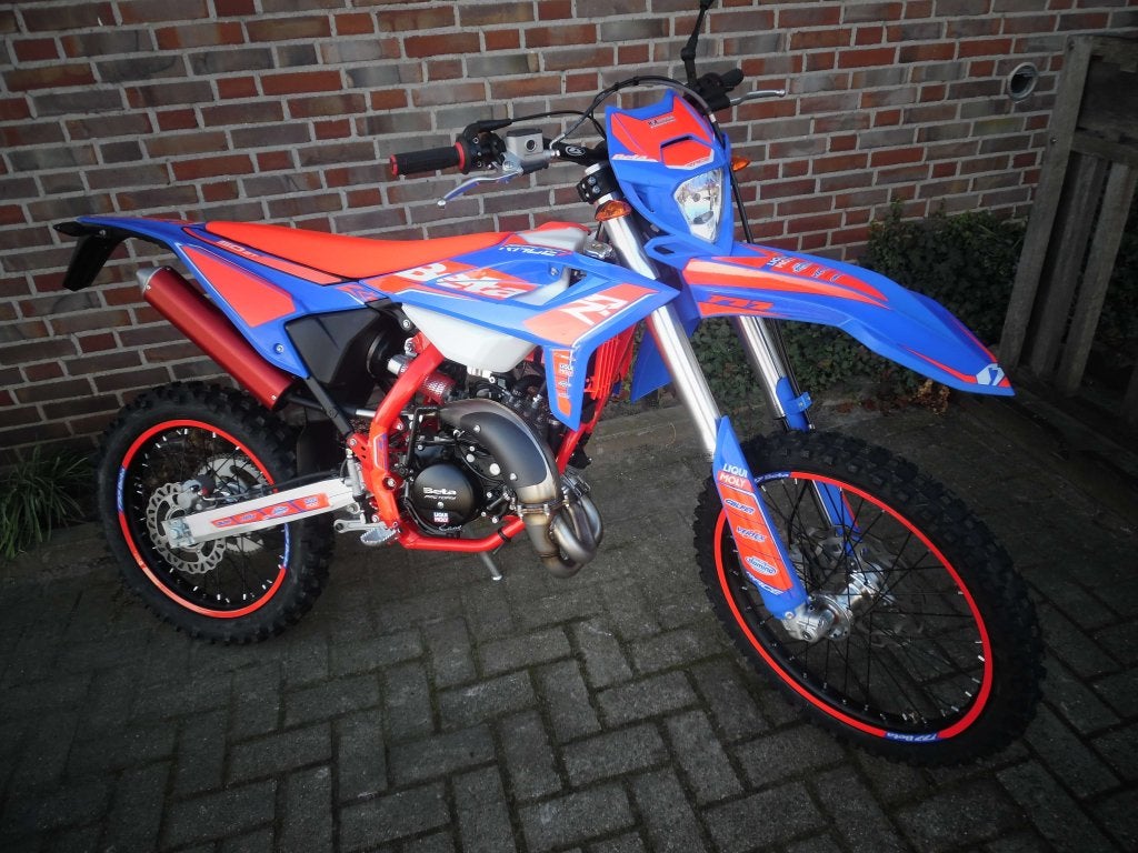 Beta RR50 Enduro Race 'FACTORY' nieuw 0km euro5+ 2026, Fietsen en Brommers, Brommers | Derbi, 6 versnellingen, Nieuw, Via leonardo da vinci 11, Santa Maria di Sala Italië