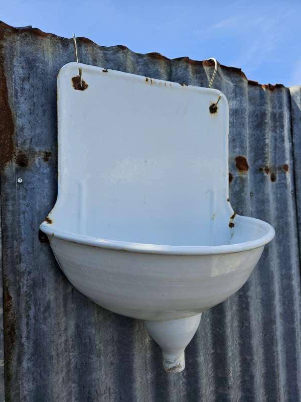 oude emaille hangbak,wasbak ``WOONWINKEL RUSTIEK``, Ophalen of Verzenden