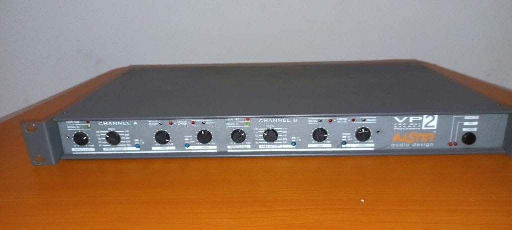 Master Audio Design VP2 crossover two way stereo processor, Ophalen of Verzenden, Refurbished, Audio