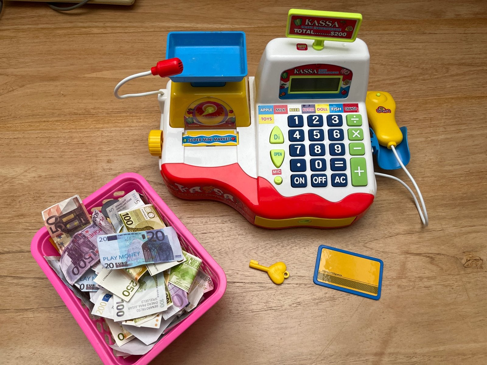 Speelgoed kassa met speelgeld en pinpas, Ophalen of Verzenden, Gebruikt, Jongen of Meisje