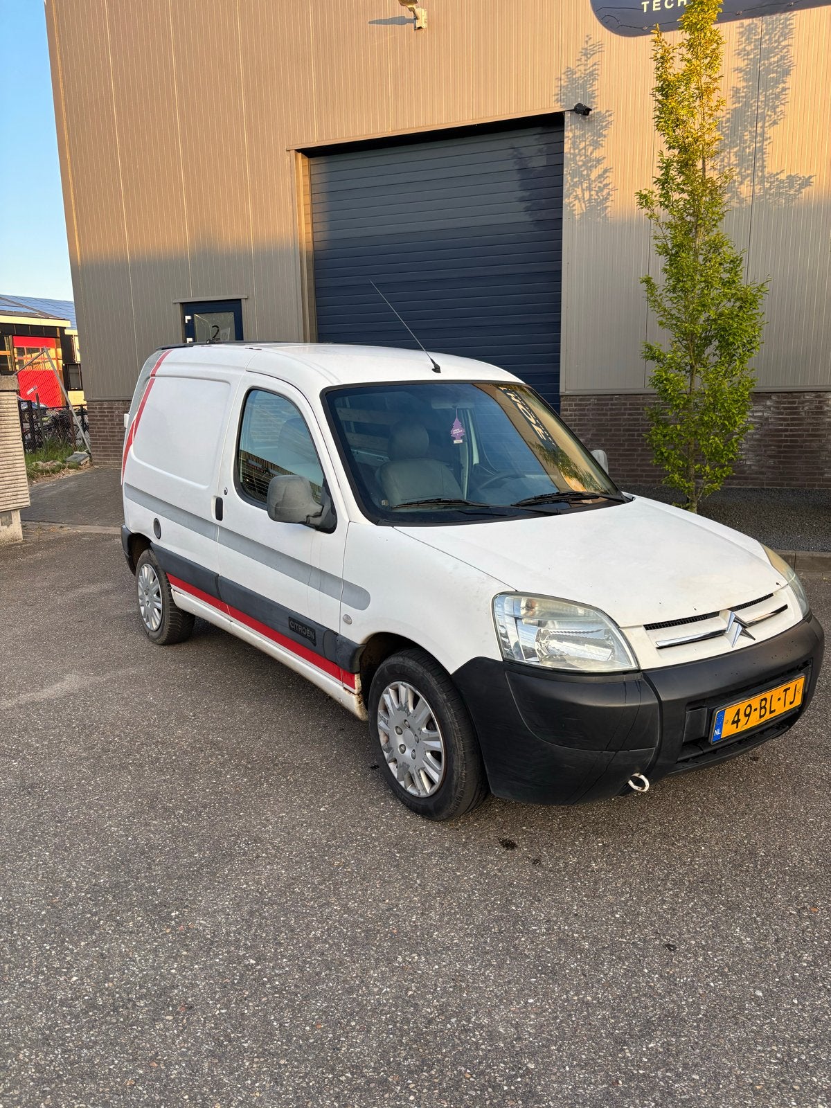 Citroën Berlingo 1.4 I 600 2004, Voorwielaandrijving, Stof, Zwart, 4 cilinders