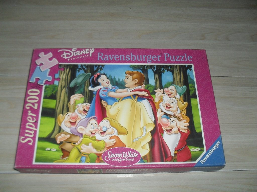 Sneeuwwitje en de zeven dwergen puzzle 200 stukjes, Hobby en Vrije tijd, Ophalen, Minder dan 500 stukjes, Gebruikt, Legpuzzel