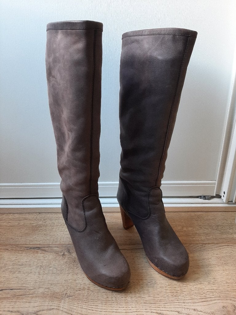 Sanita schoen/laars hoog bruin maat 39, Hoge laarzen, Bruin, Ophalen of Verzenden, Zo goed als nieuw