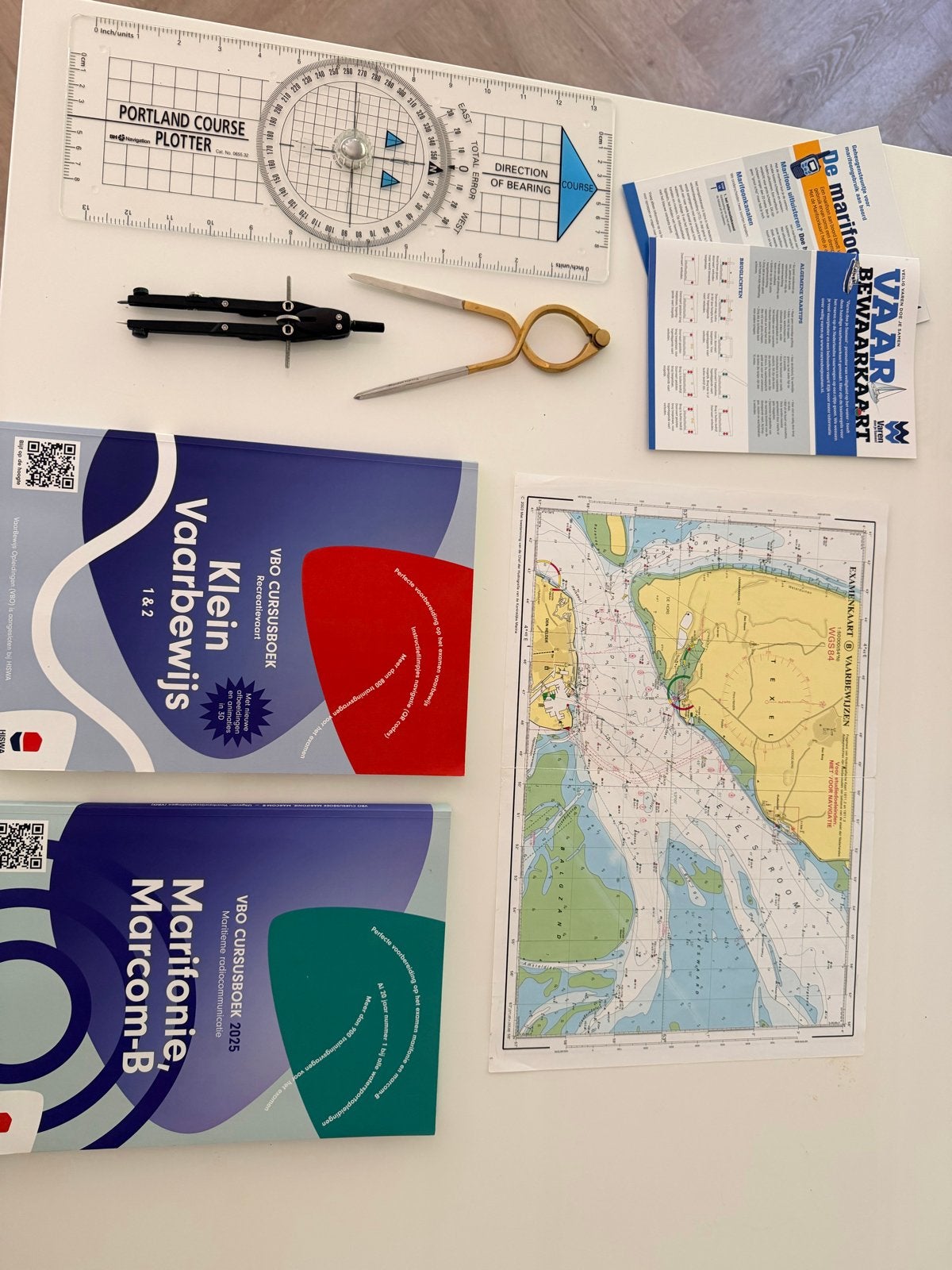 Compleet Vaarbewijs & Marifonie Cursusboek Set + Navigatie, Ophalen, Beta, Zo goed als nieuw, MBO