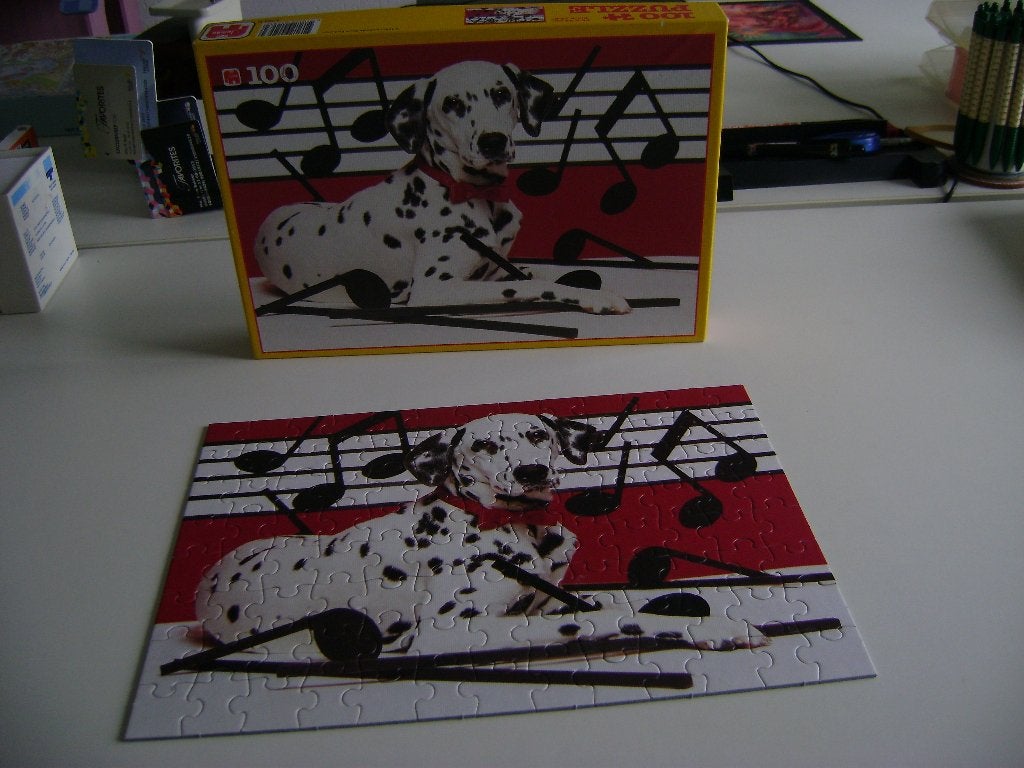 101 dalmatiers puzzel van jumbo met muzieknoten 100 stukjes, Ophalen of Verzenden, Meer dan 50 stukjes, Zo goed als nieuw, 6 jaar of ouder
