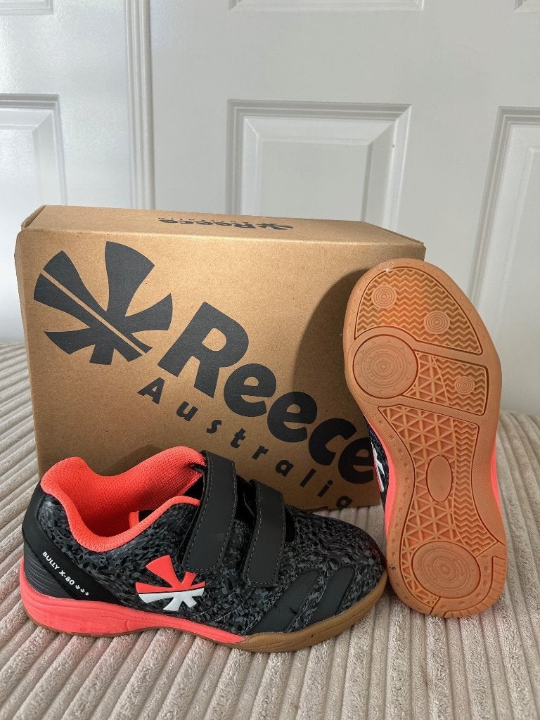 Reece kinder indoor hockeyschoenen klittenband maat 31 NIEUW, Ophalen of Verzenden, Nieuw, Schoenen