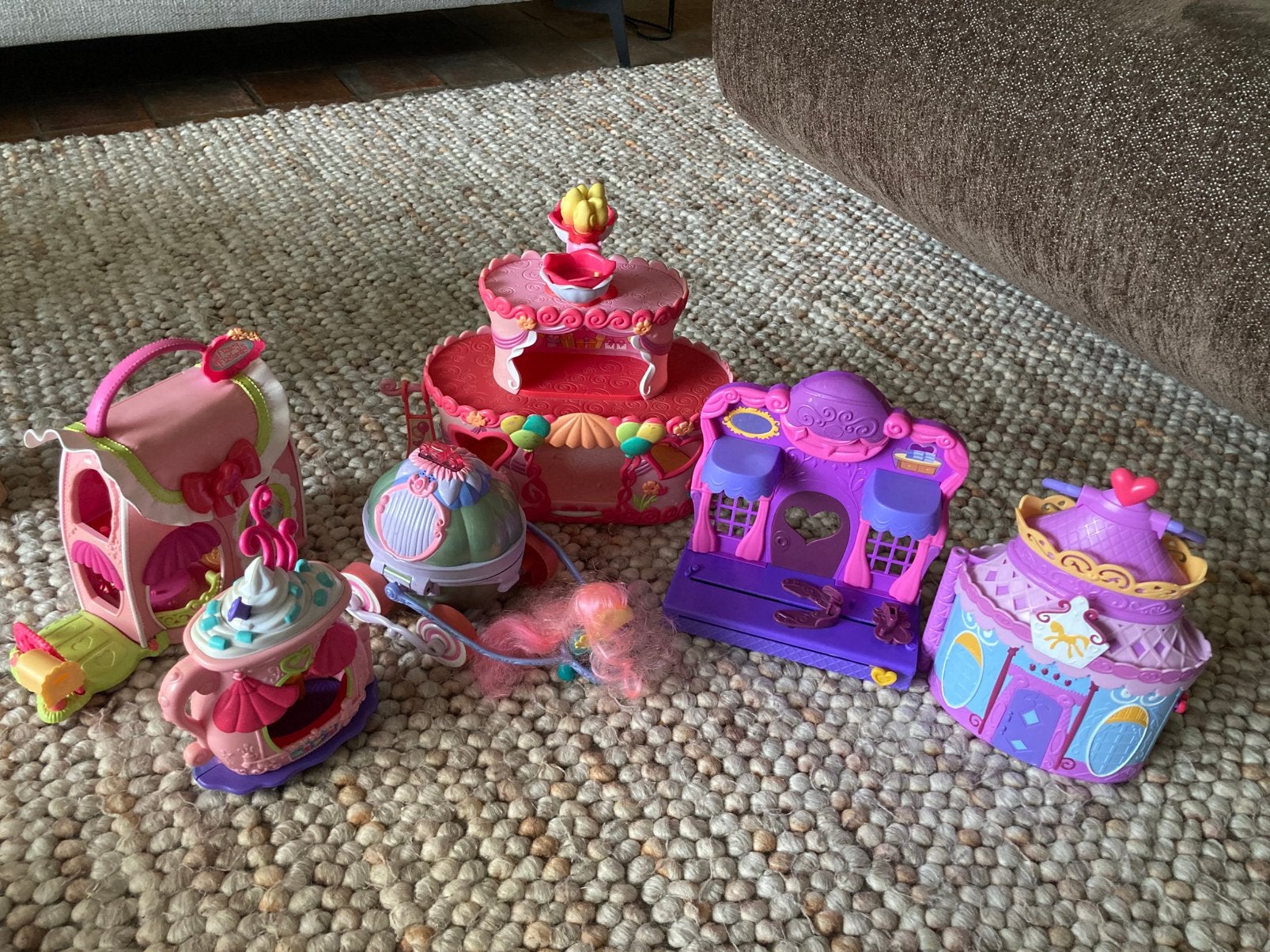 Heel veel ‘my little pony’, Ophalen of Verzenden, Zo goed als nieuw, Steen, Aardewerk of Keramiek, Dier