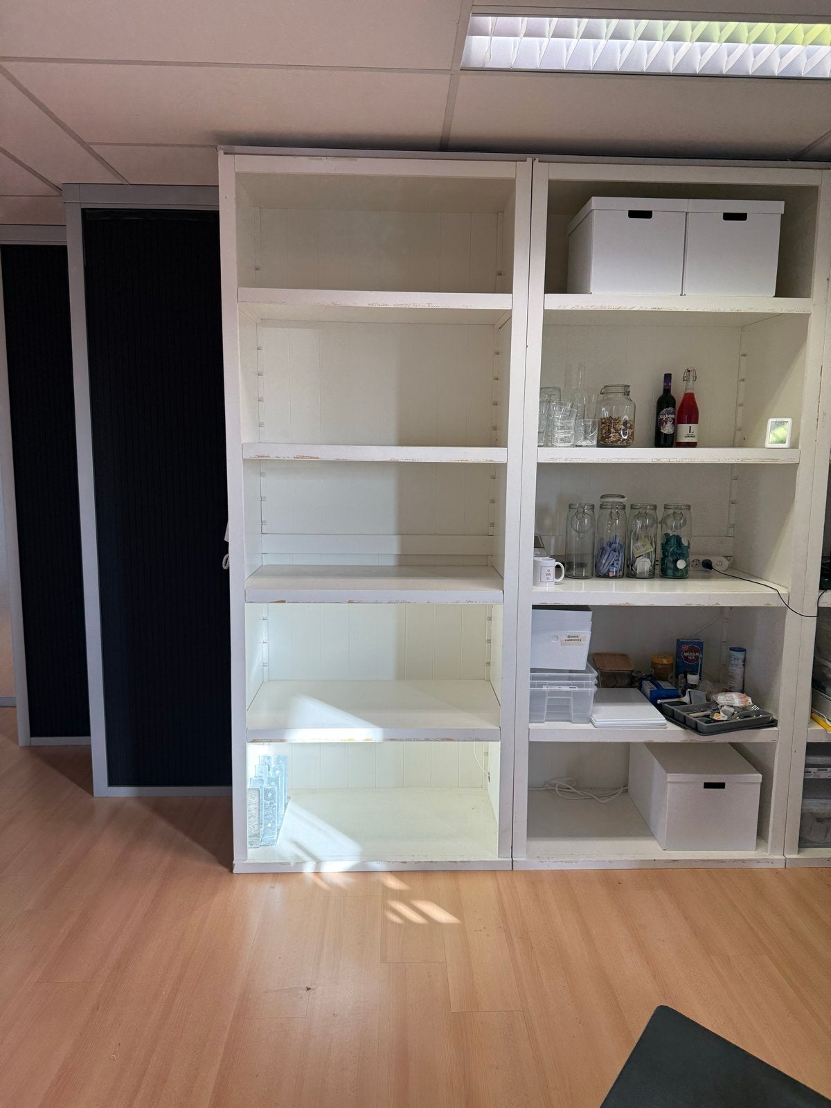 Witte boekenkast met verstelbare planken (H224 D58 B100), Ophalen, Met plank(en), Gebruikt, 100 tot 150 cm