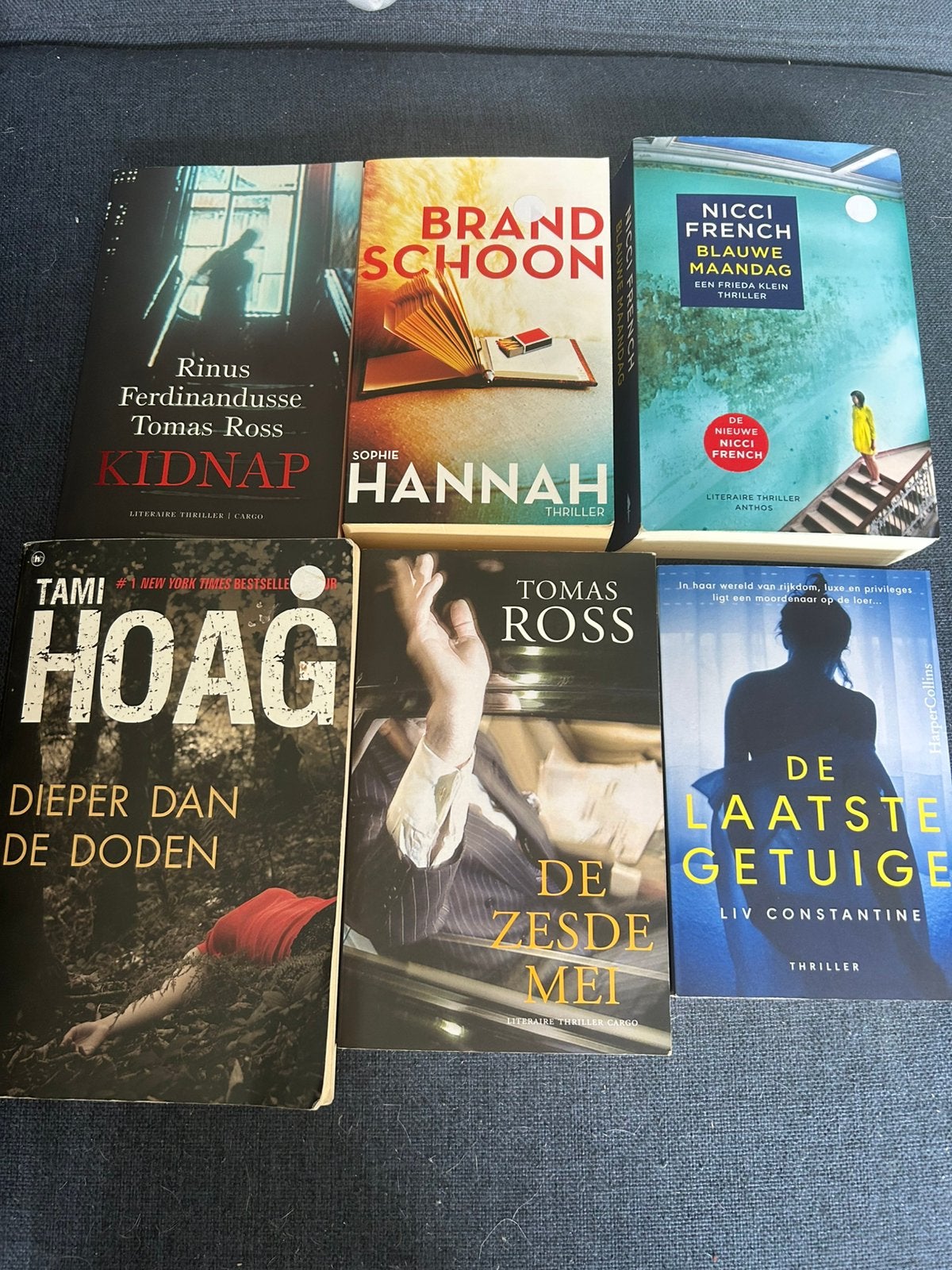 Thrillers en romans, Ophalen of Verzenden, Gelezen, Nederland