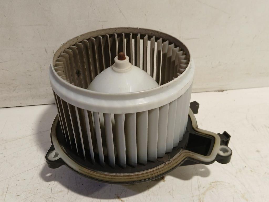 Kachel ventilator motor Iveco New Daily, Auto-onderdelen, Airco en Verwarming, Overige automerken, Gebruikt, Herkomst onderdeel bekend