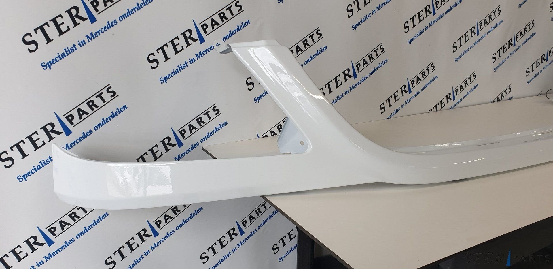 Grille front lijst Mercedes-Benz Sprinter W906 A 9066200024, -, Nieuw, Ophalen of Verzenden, -