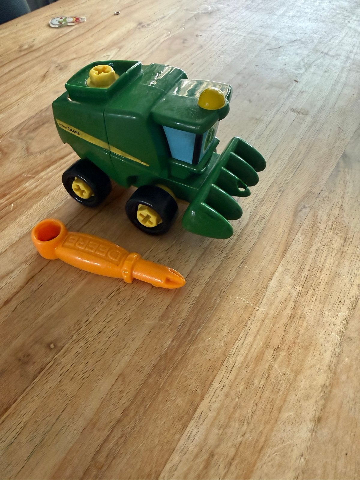 John Deere Speelgoed Maaidorser met Schroevendraaier, Ophalen of Verzenden, Gebruikt